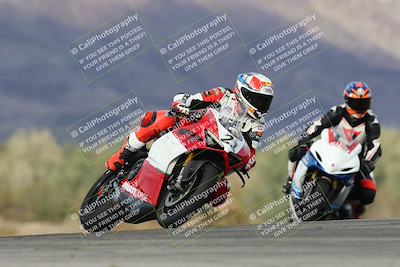 media/Nov-16-2025-Race Pace (Sun) [[8c5fa54630]]/Non Verified Riders (1st 20 Minutes)/7-Turn 9 Entry (210pm)/